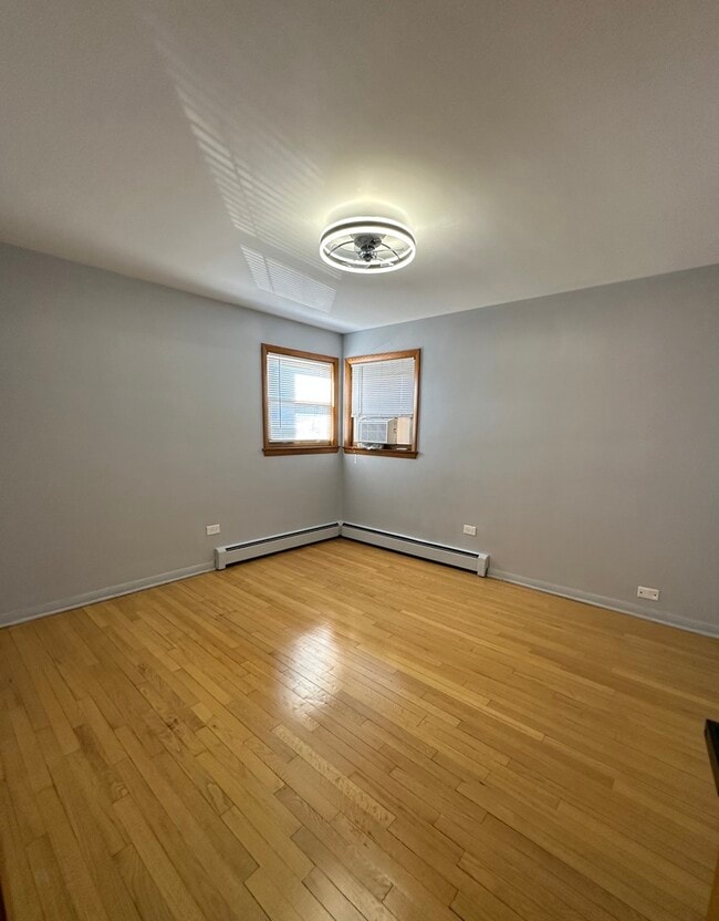 Building Photo - 2538 N 75th Ave