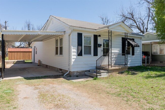 Building Photo - 4906 N Beaver Ave