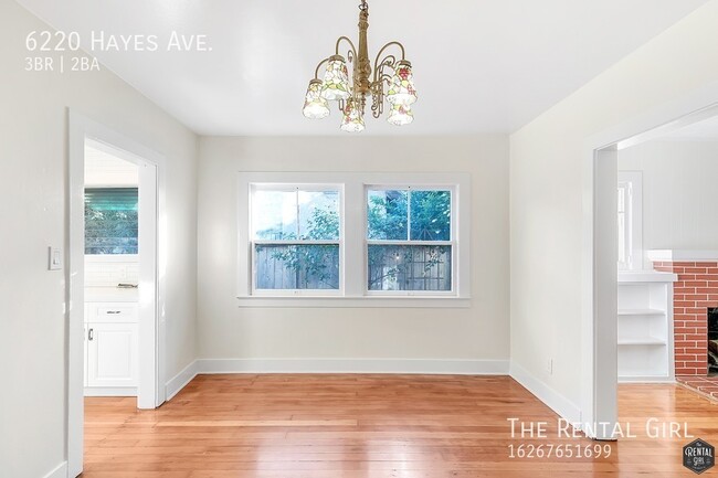 Building Photo - Restored Three-Bedroom Gem in Highland Par...