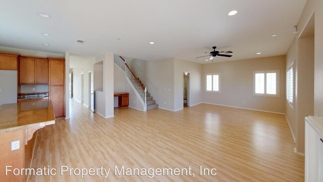 Building Photo - 4 br, 3 bath House - 1361 Cooper Beech