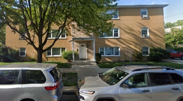 Foto principal - 4720 Madison St