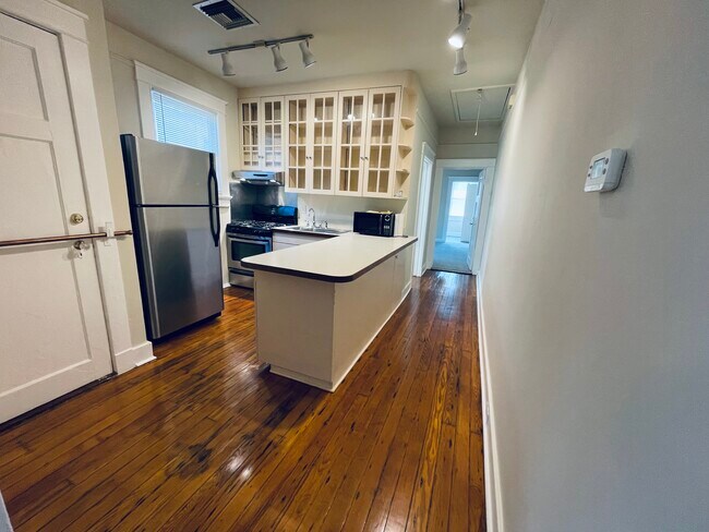 Foto del edificio - 3239 Calhoun St