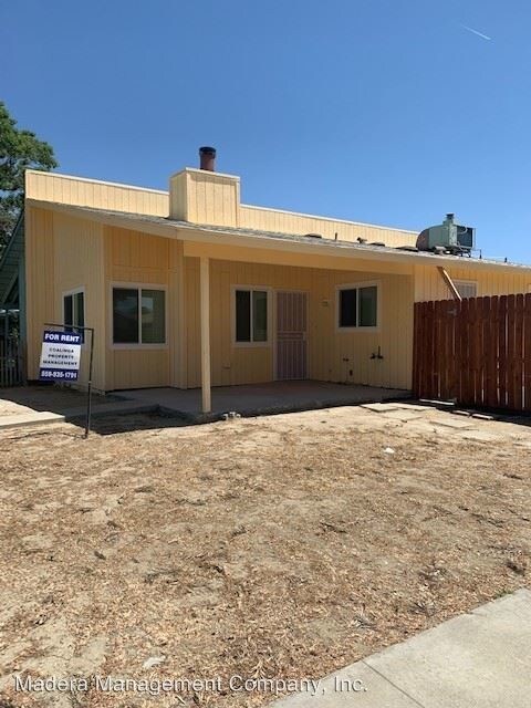 Foto del edificio - 3 br, 2 bath House - 685 South Coalinga