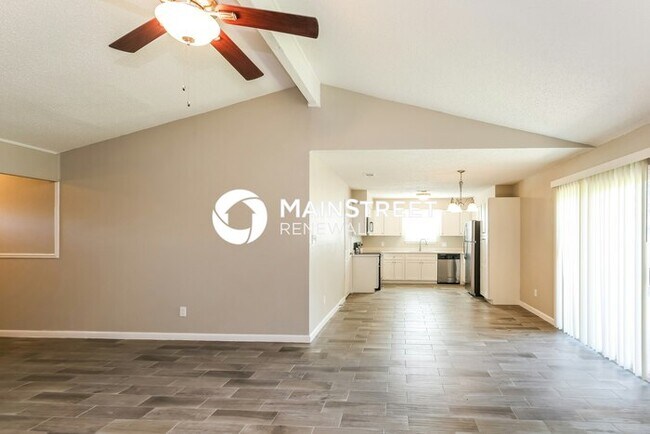 Foto del edificio - 6230 Hott Springs Dr