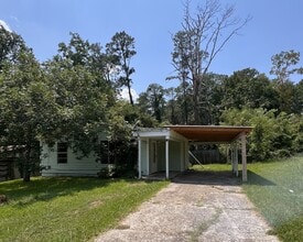 Building Photo - 1128 Westwood Dr