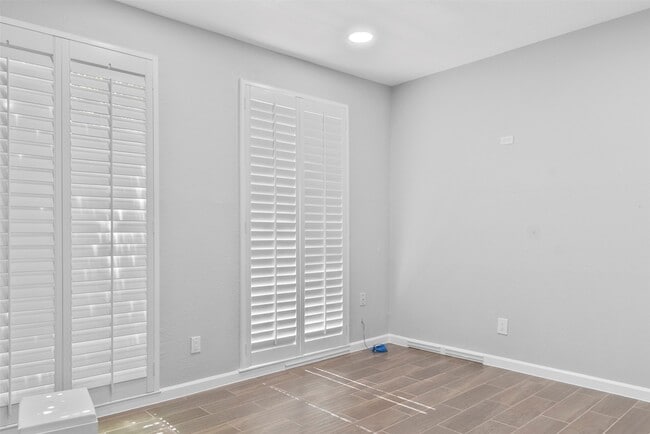 Building Photo - 668 Eldridge Pkwy