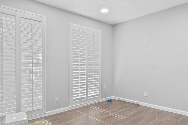 Foto del edificio - 668 Eldridge Pkwy