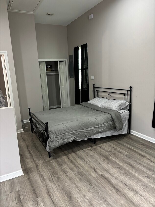 Foto principal - 2528 Martin Luther King Jr Blvd