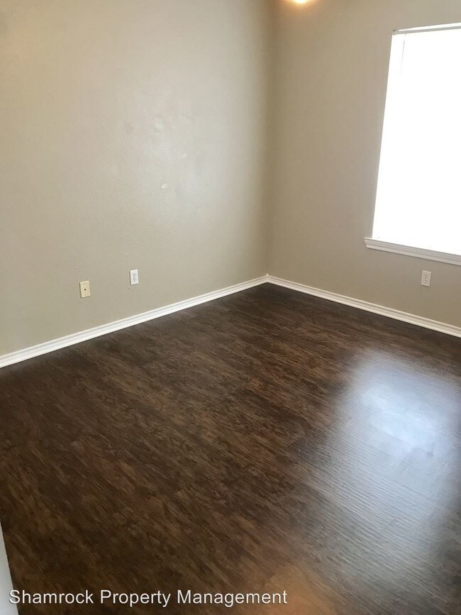 Building Photo - 3 br, 2 bath House - 902 Black Diamond