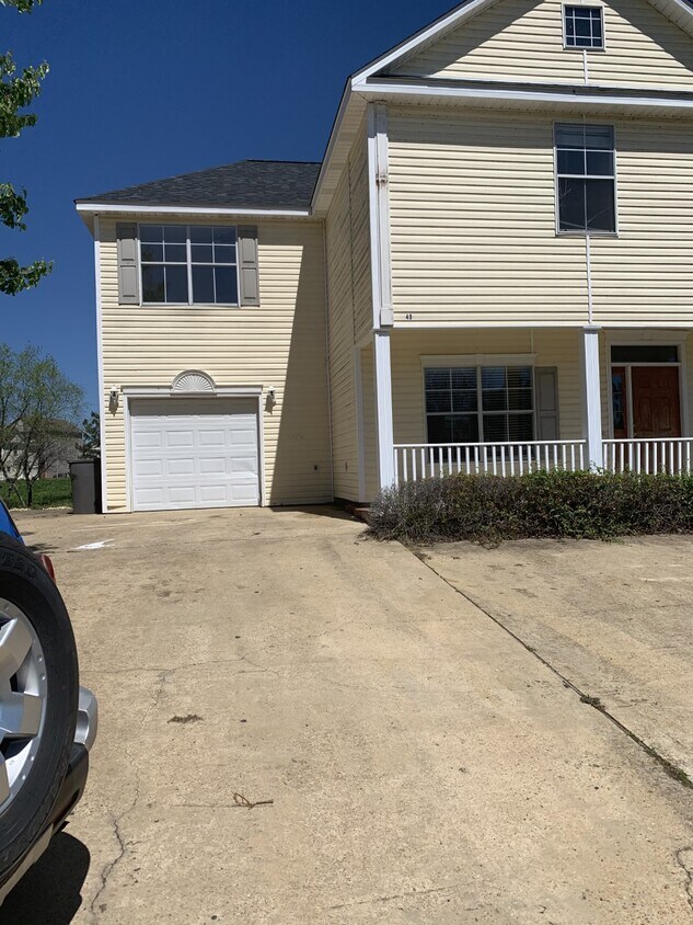 Foto del edificio - 49 Kirk Cauldy Dr