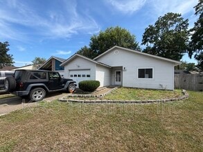 Building Photo - 1249 Eaglewood Dr