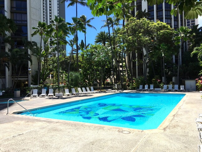 Photo - 2/2/2 Liliuokalani Gardens condo, Waikiki, Spacious, Great Views & Amenities
