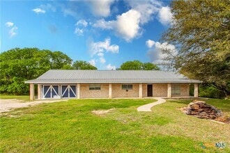 Building Photo - 14380 Spotted Horse Ln