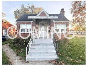 Building Photo - 1834 Eton Ln
