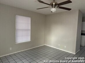 Building Photo - 927 W Formosa Blvd