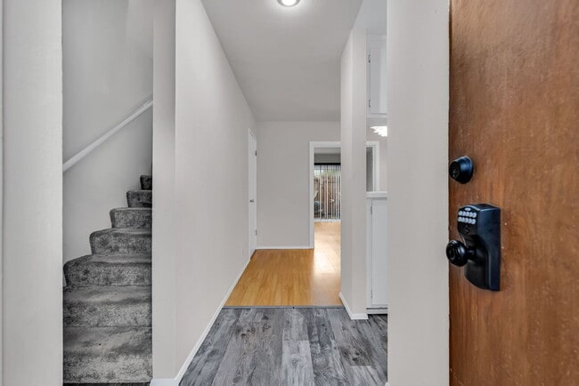 Foto del edificio - "Charming 2-Bed Condo Oasis in Walnut Cree...