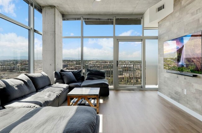 Foto del edificio - 1700 Bassett St