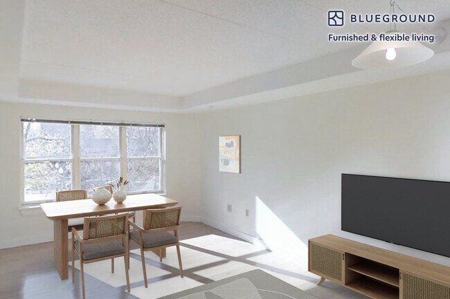 Foto del edificio - 1405 Beacon St