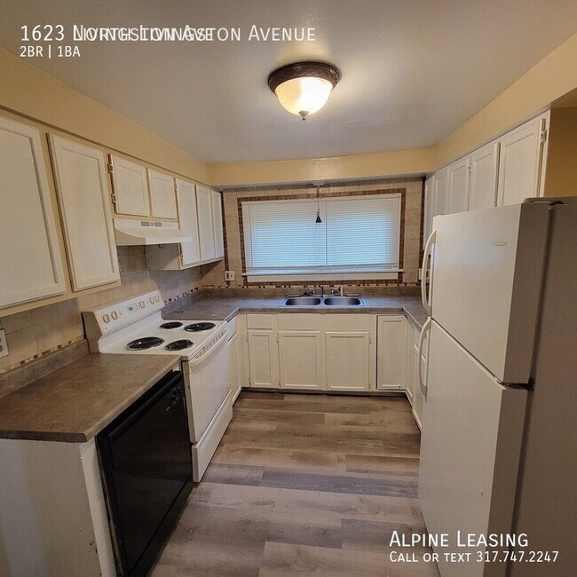 Foto del edificio - 1623 N Livingston Ave