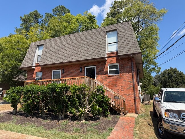 Building Photo - 3129 Chickalilly Dr