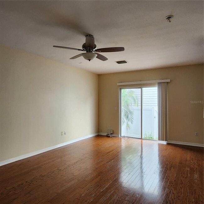 Building Photo - 4925 Elizabeth Anne Cir