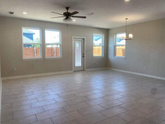 Foto del edificio - 1426 Key Deer Dr