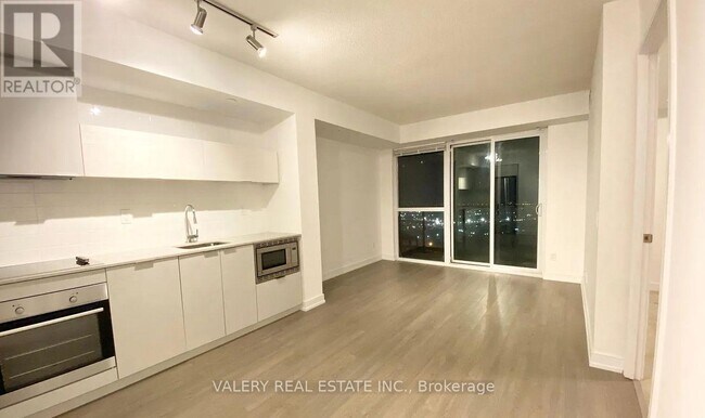 Photo du bâtiment - 20 Thomas Riley Rd