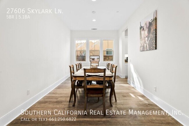 Foto del edificio - 27606 Skylark Ln