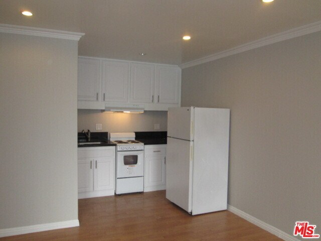 Building Photo - 320 S Occidental Blvd