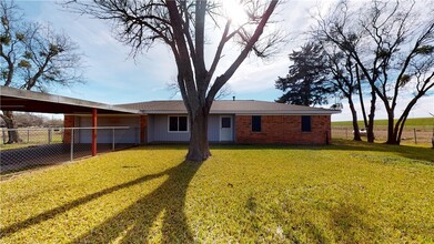 Building Photo - 8251 W Sh-21