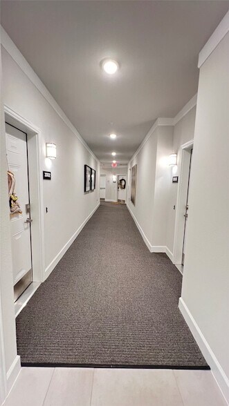 Foto del edificio - 651 North Watters Road