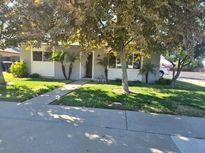 Building Photo - 2024 Parker Pl