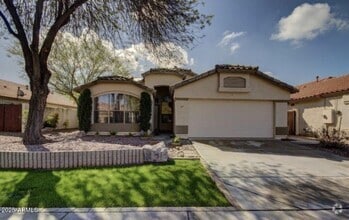 Building Photo - 12817 W Alvarado Rd