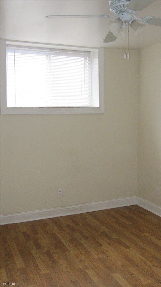 Building Photo - 1 br, 1 bath Apartment - 108 Newburn Dr Apt 1
