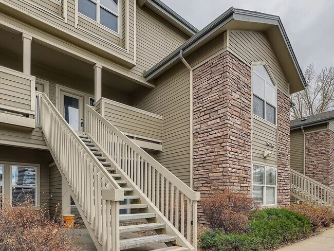 Foto del edificio - 18332 E Flora Dr