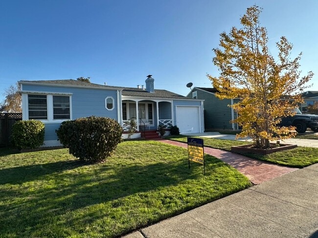 Photo - Epic REA - Great Home w/2 BR/1 BA Plus Bonus Loft in Mills Park Neighborhood