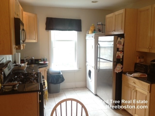 Photo - 23 Aspinwall Ave. Unit 2 Apartment
