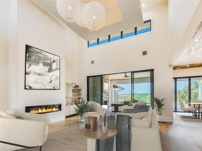 Foto del edificio - 4800 Mondonedo Cove