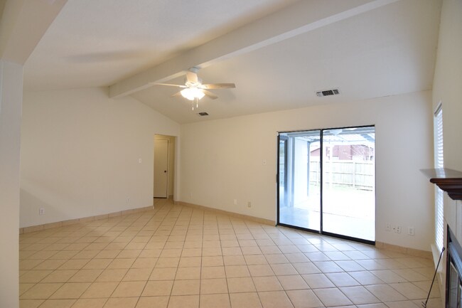 Building Photo - 9307 Trailridge Dr