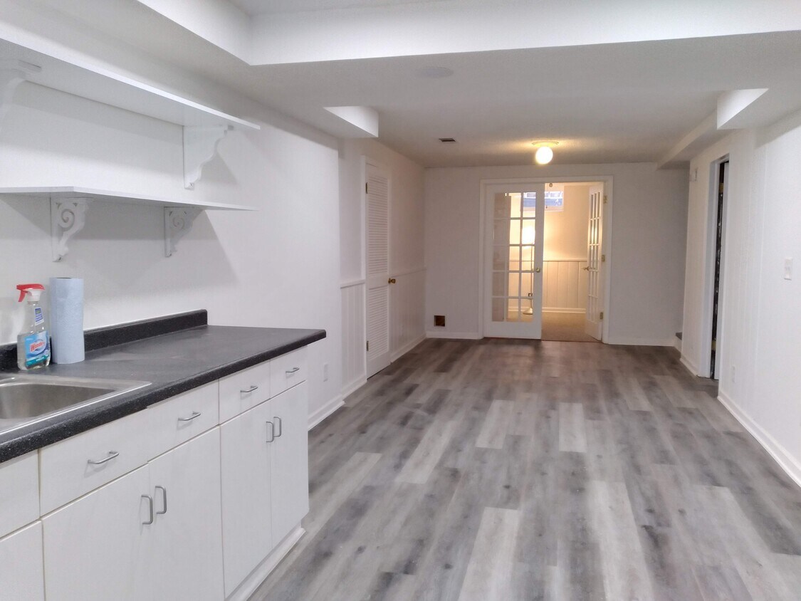 Foto principal - 8215 Oakland Ave S
