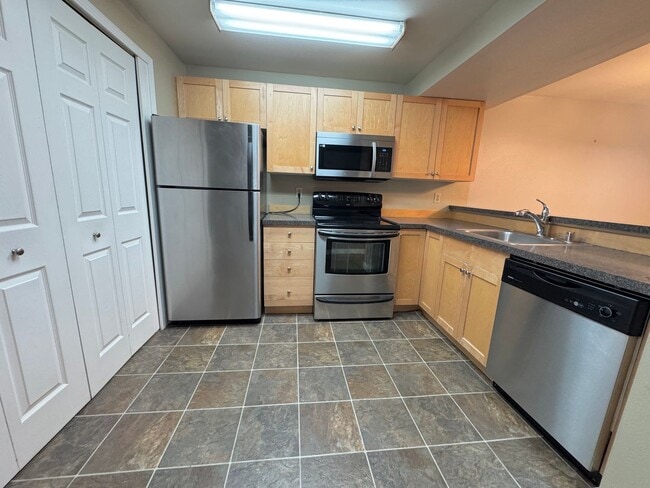 Foto del edificio - 2bd/1ba Kenmore Condo