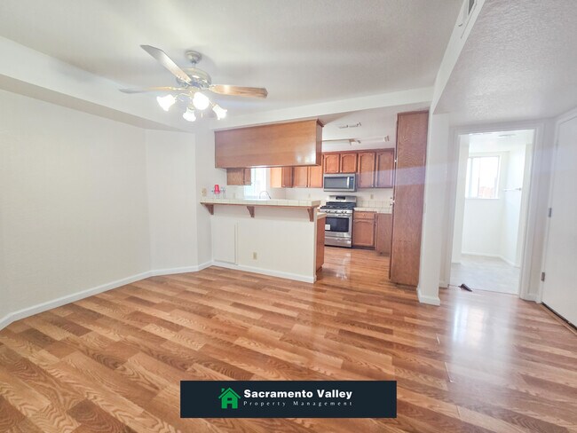 Foto del edificio - 8282 Meadowhaven Dr