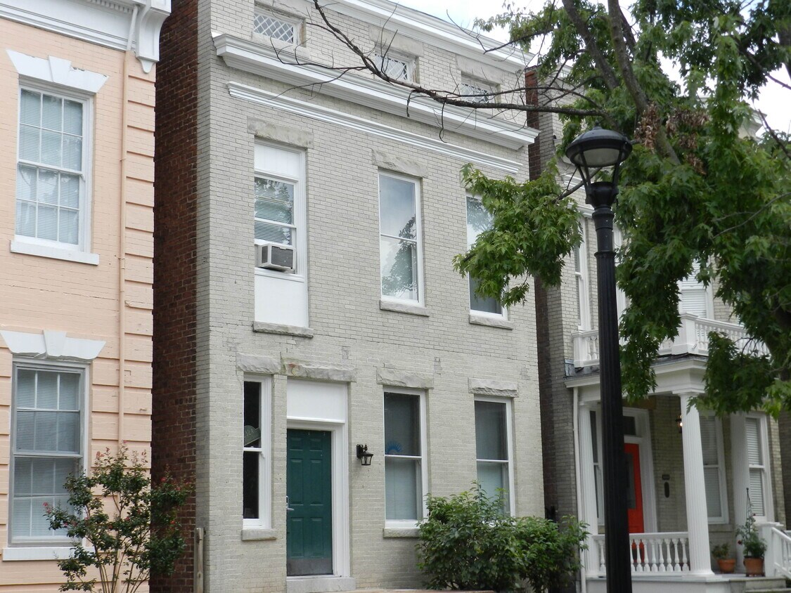 Front of the Building - 2324 W Grace St