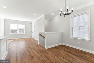 Building Photo - 48 Evergreen Ln