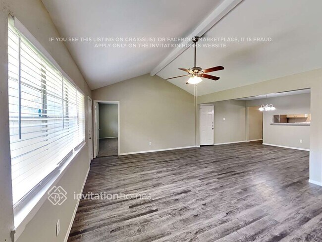 Foto del edificio - 3631 Dawnwood Dr