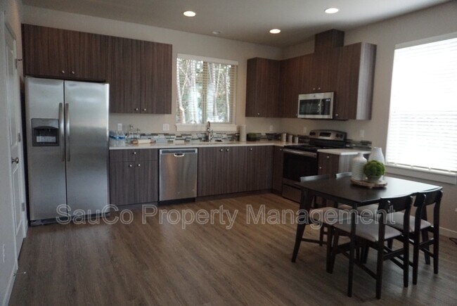 Foto del edificio - 17345 SW Blanton St