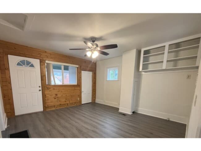 Foto del edificio - Recently updated Westside home!