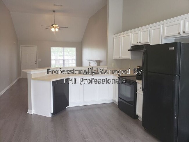 Building Photo - 1508 Waxman Dr