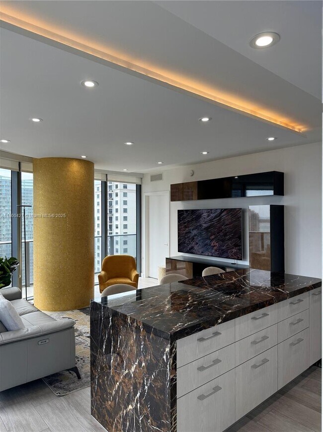 Foto del edificio - 55 SW 9th St
