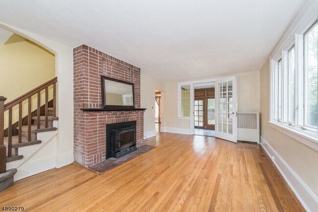 Building Photo - 24 Yorke Rd